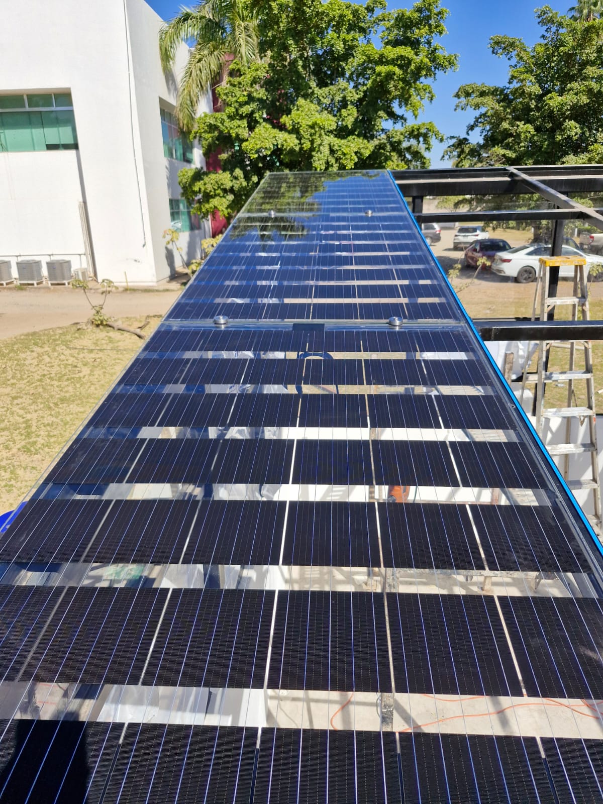 Instalación de Vidrio Fotovoltaico 4